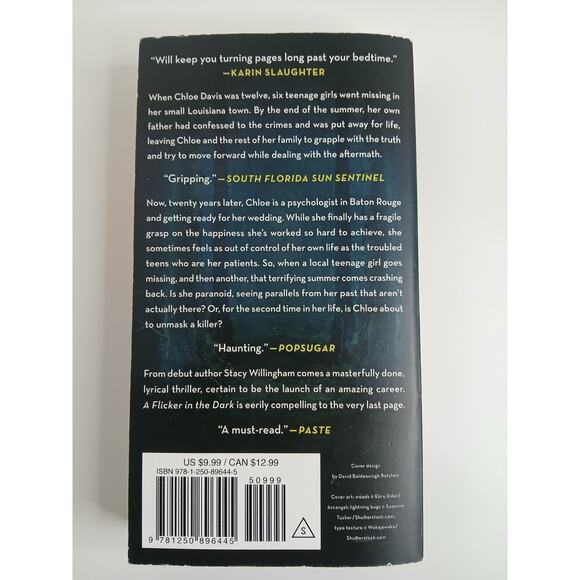 A Flicker in the Dark: A Novel - Paperback By Stacy Willingham- GOOD - Picture 2 of 3